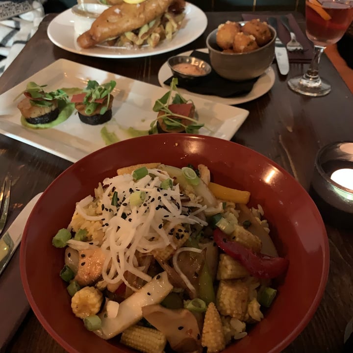 review photo of Harmonium Szechuan Fried Rice shared by @livsissons95 on 29 Dec 2021 - review