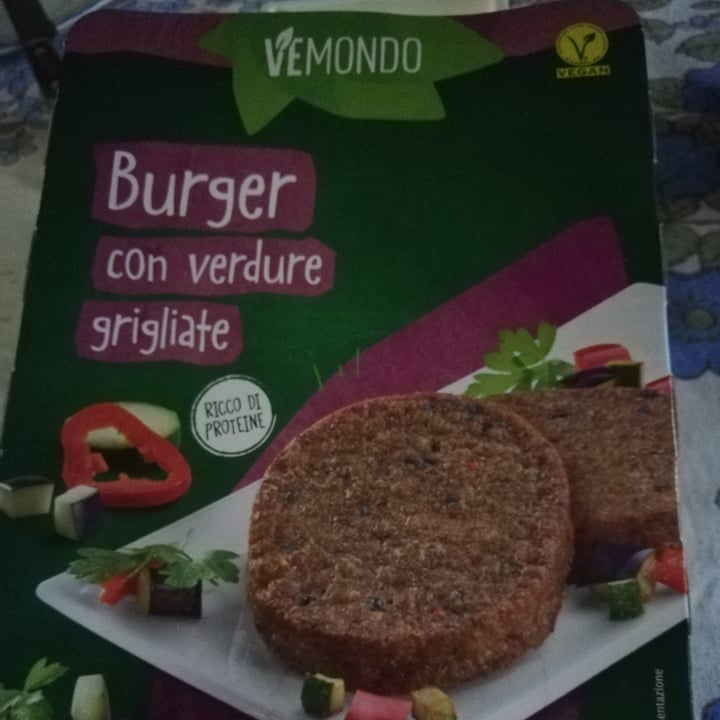 review photo of Vemondo burger con verdure grigliate shared by @elisavegghion on 16 Aug 2022 - review