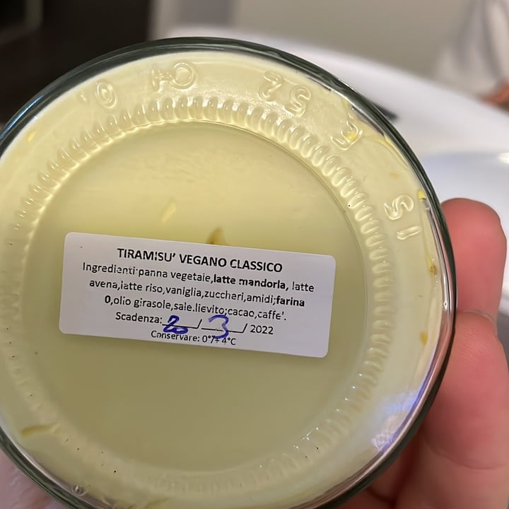 review photo of Mascherpa tiramisù + coffee Tiramisù Vegano Classico shared by @chiaramazzei on 30 Mar 2022 - review