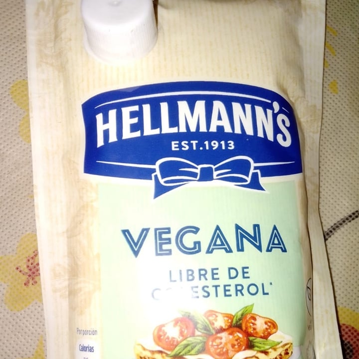 photo of Hellmann’s Hellman’s Vegan Mayonnaise shared by @lokivegan on  27 May 2020 - review