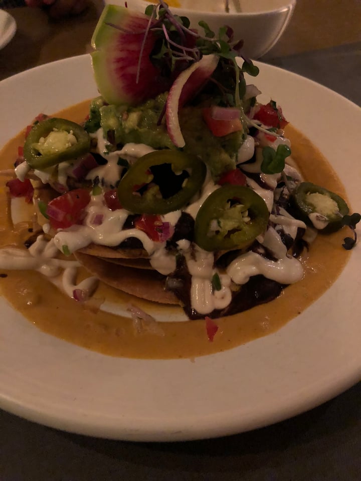 review photo of Bar Verde Nachos shared by @robinjohnson on 10 Jun 2018 - review