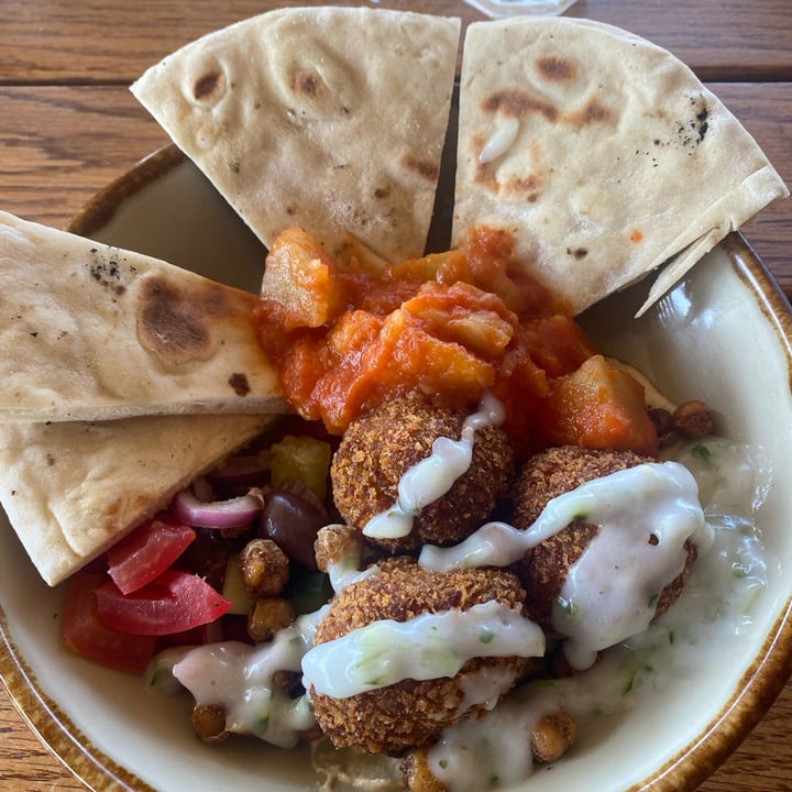 photo of Streatery Moroccan Hummus Bowl shared by @jackyvw on  23 Oct 2022 - review