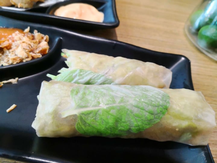 review photo of NamNam - Plaza Singapura Southern Vegetarian Rolls with Peanut Sauce shared by @nana on 09 Jul 2019 - review