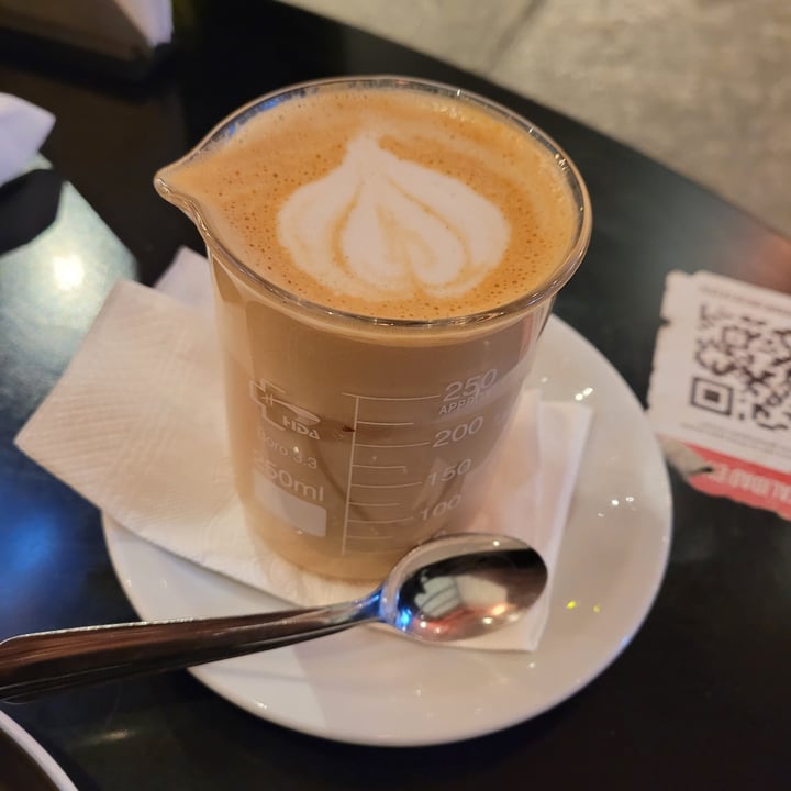 photo of Alchemy Cafe Con Leche Sanor Avellana shared by @verodamico on  19 Aug 2021 - review