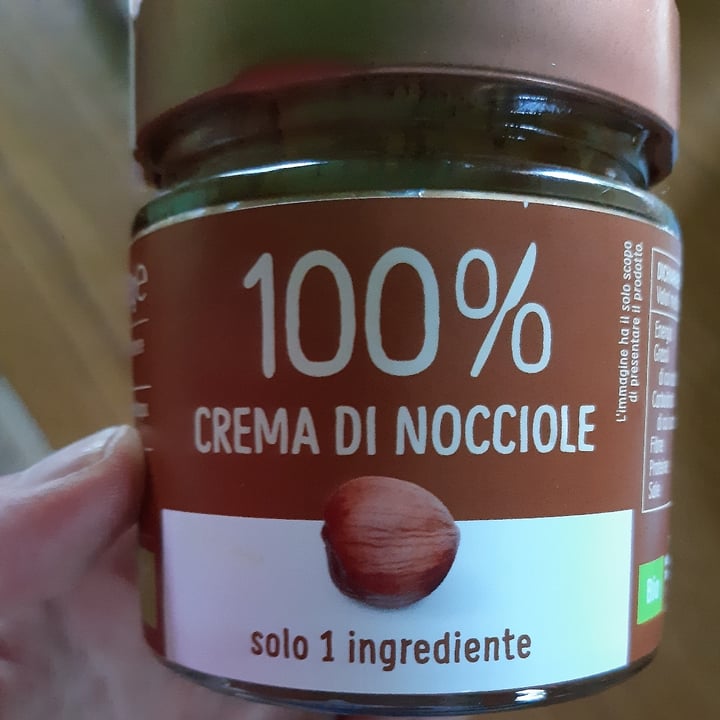 photo of Euro Company food for change 100% crema di nocciole shared by @lafranzy on  06 Jun 2022 - review