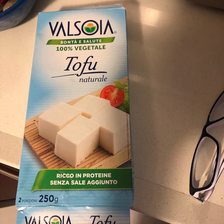 photo of Valsoia Tofu naturale shared by @federicodiluciano on  24 Apr 2021 - review