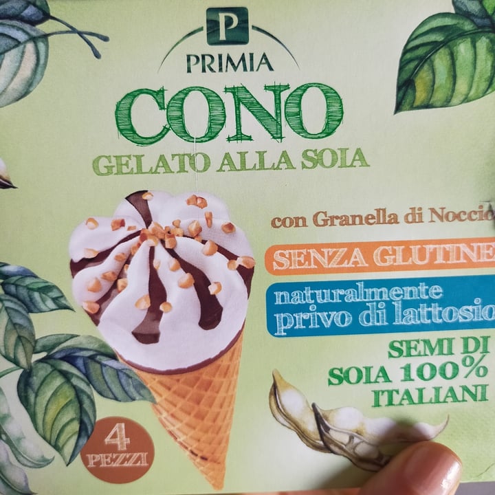 photo of Primia Cono gelato alla soia con granella di nocciole shared by @elisa789 on  28 Jul 2022 - review