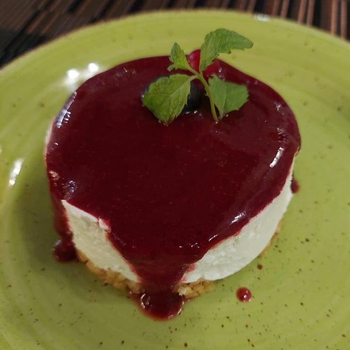 photo of GingerGi Veggie-Pop restaurant Cheesecake vegan shared by @dargina90 on  27 Sep 2022 - review