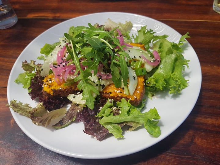 photo of The Courtyard Café Vegan Open Sandwich shared by @roxy on  13 Jan 2020 - review