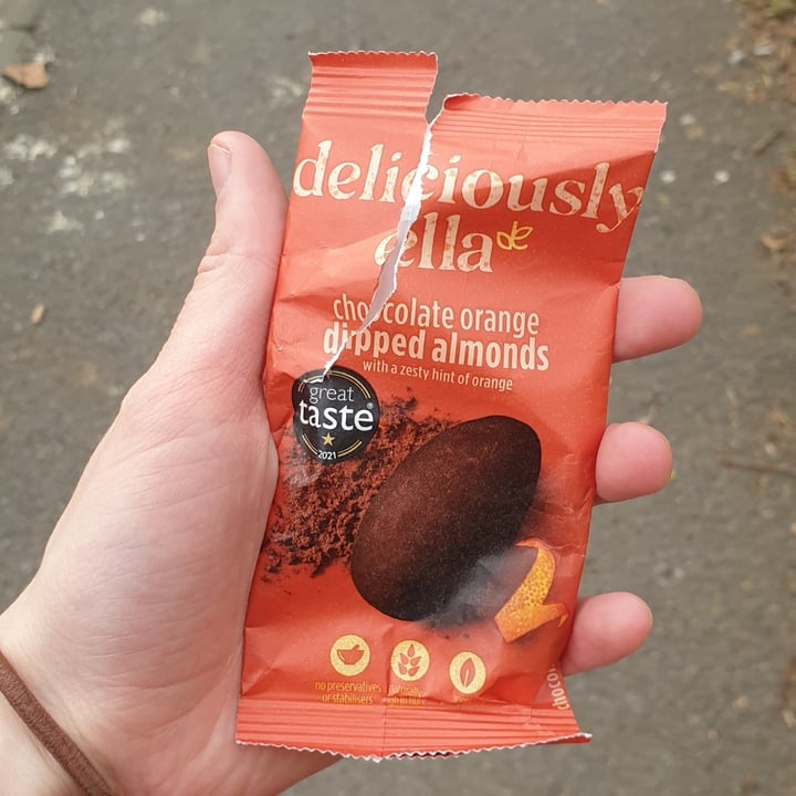 photo of Deliciously Ella Chocolate Orange Dipped Almonds shared by @lydiahawkins on  11 Apr 2022 - review