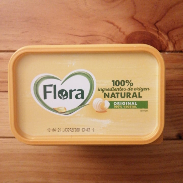 photo of Flora Flora Margarina Vegetal Original shared by @caritouy on  11 Jan 2021 - review