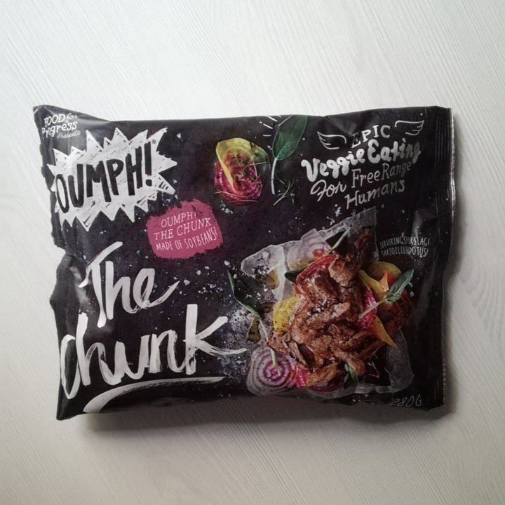 photo of Oumph! The Chunk shared by @vegan-vegan on  03 Sep 2020 - review