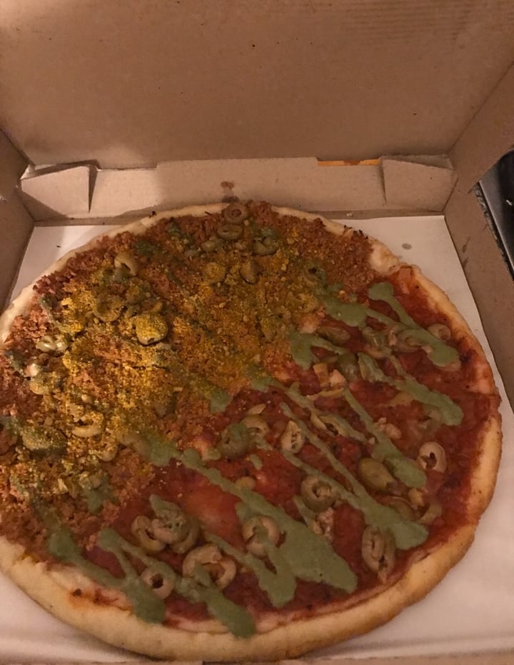 photo of Pizza Vegana Castelar Verdolaga shared by @anitamagnani on  22 Apr 2020 - review