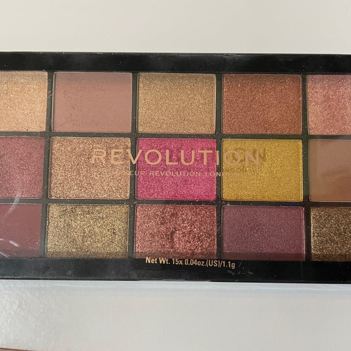 photo of Revolution Beauty Reloaded palette shared by @fabihoshi on  14 Apr 2022 - review