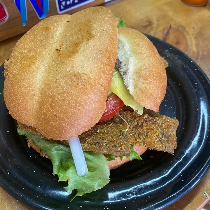 photo of Gorucha's Burger Torta de Milanesa shared by @calci-fer on  05 Dec 2020 - review