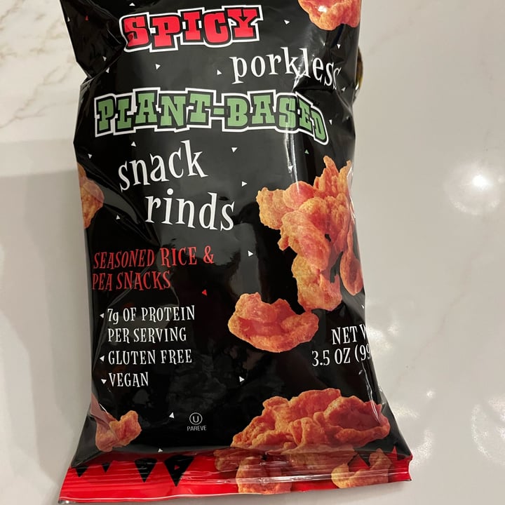 photo of Trader Joe's Spicy porkless plant-based snack rinds shared by @northmeetssouth on  01 Jun 2022 - review