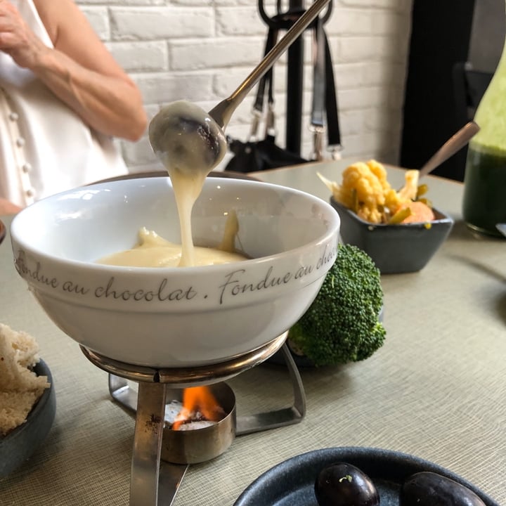 photo of Vegan Inc. San Ángel Fondue shared by @pamdiaz111 on  01 Mar 2020 - review