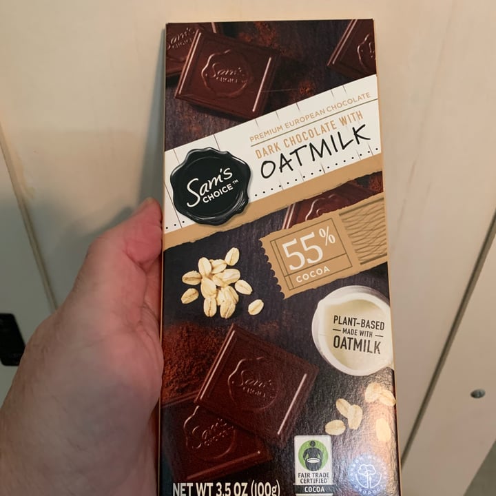 photo of Sam’s Choice Dark Chocolate With Oatmilk shared by @onehungryvegan on  31 Oct 2022 - review