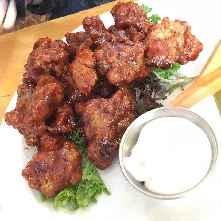 photo of Rise Above Seitan Wings shared by @scottofsherwood on  15 Feb 2020 - review