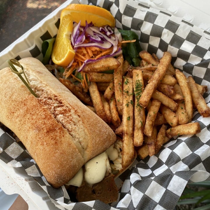 review photo of Lola Rosa Café Philly Cheesesteak shared by @jonnymarciano on 21 Nov 2020 - review
