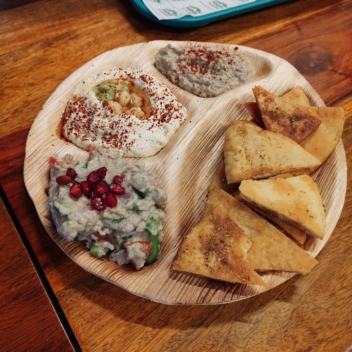 photo of Habibi Falafel Pita Chips And Dips shared by @lol1409 on  18 Dec 2021 - review
