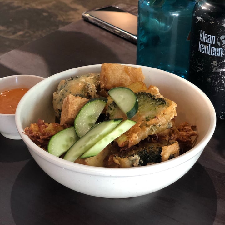 photo of Divine Realm Vegetarian Restaurant Indian rojak shared by @monoandco on  31 Jan 2021 - review