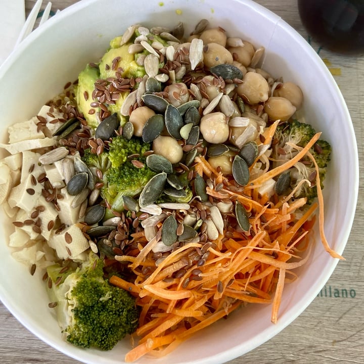 review photo of MACHAPOKÈ Poke shared by @9mel1na2 on 10 Jan 2022 - review
