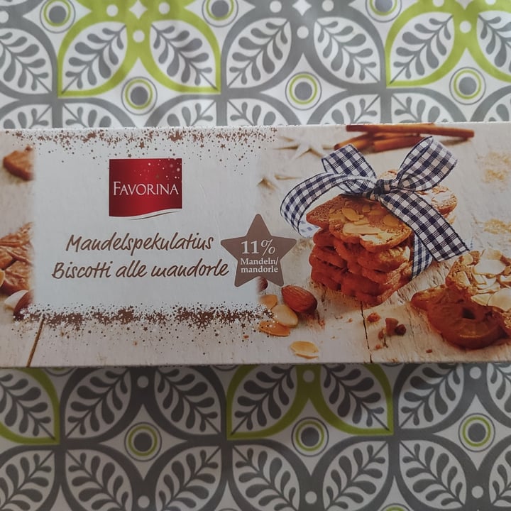 photo of Favorina Biscotti alle mandorle shared by @signormusetto on  28 Nov 2021 - review