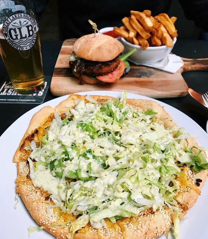 photo of Democracy* Big Mac Pizza shared by @peytonalix on  02 Aug 2019 - review