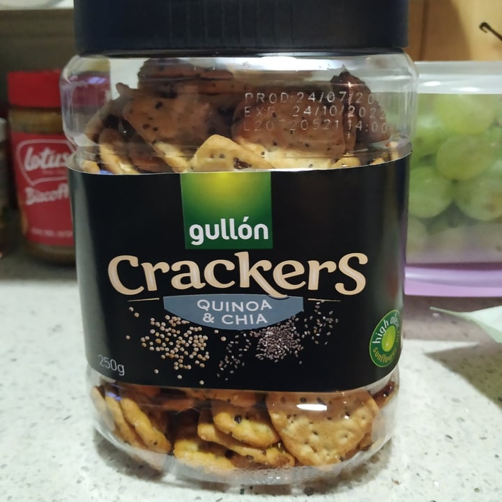 photo of Gullón Crackers de chia y quinoa shared by @ditovegan on  29 Sep 2021 - review