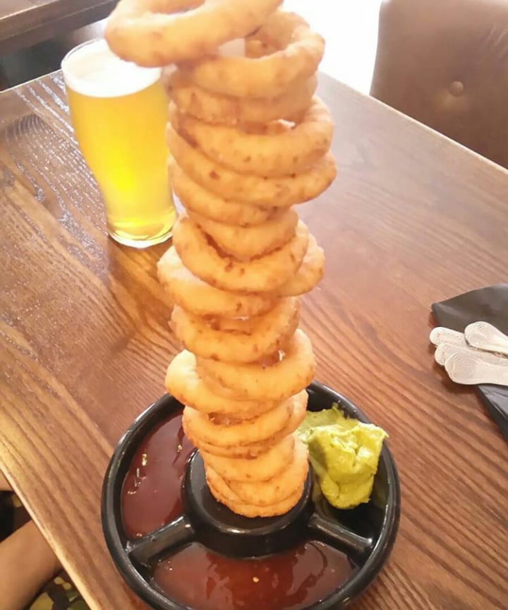 photo of The Auld Hoose Onion Ring Tower shared by @flobadob on  15 Mar 2019 - review