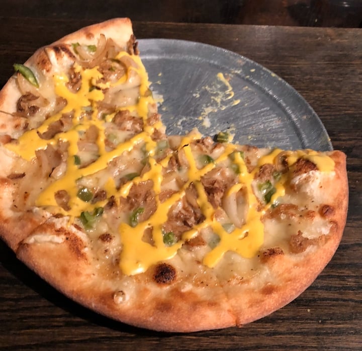review photo of Blackbird Pizzeria Pizza - Cheesesteak, Spicy BBQ, Fungi, shared by @anacarlahd on 29 Feb 2020 - review