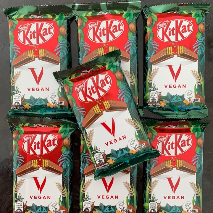 photo of Nestlé Kitkat Vegan shared by @veganosa on  07 Jul 2021 - review