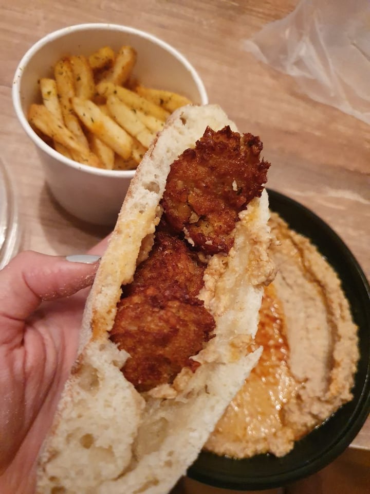 photo of Veggie Medio Oriente Falafel shared by @an on  30 Nov 2019 - review
