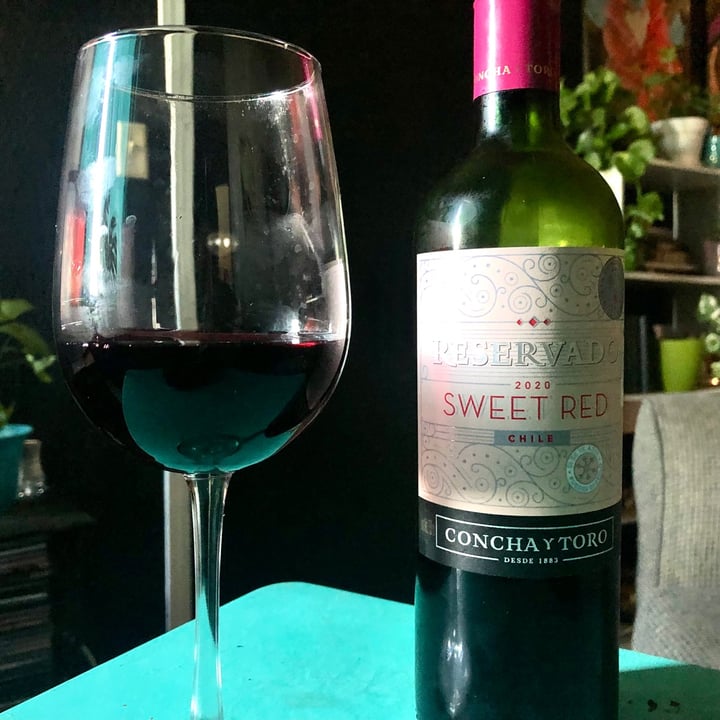 photo of Concha y Toro Reservado 2020 Sweet Red shared by @isabelinzunzaa on  09 Sep 2021 - review