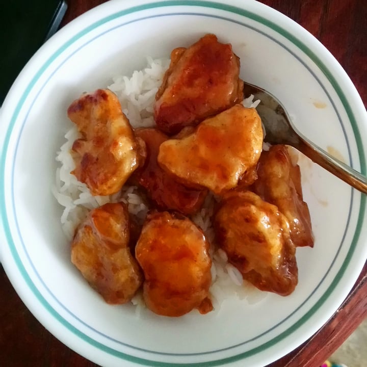 photo of Gardein Mandarin Orange Crispy Chick’n shared by @madianned on  03 Jul 2020 - review