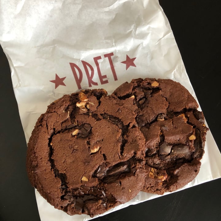 photo of Pret A Manger Dark Chocolate & Almond Butter Cookie shared by @yourlocalvegan on  08 Jul 2021 - review