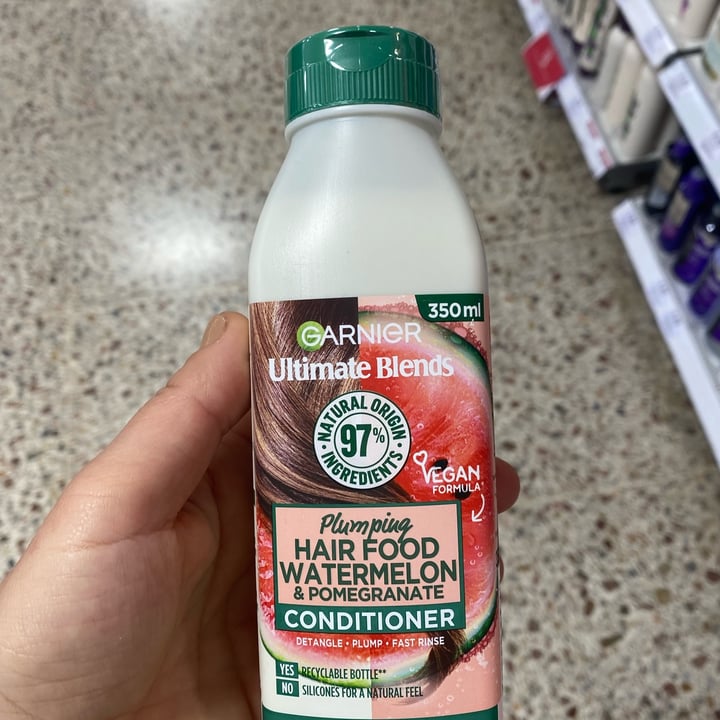 review photo of Garnier hair food watermelon Conditioner shared by @lalonso on 09 May 2022 - review