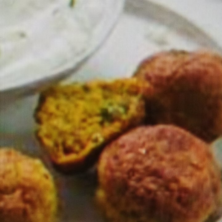 photo of Meat the Greek Chickpea Balls With Sauce And Potatoes shared by @annie341 on  19 Apr 2022 - review