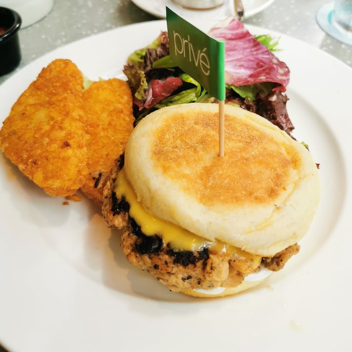review photo of CLOSED - Privé Paragon Prive Sausage Muffin shared by @deepaknk on 12 Dec 2020 - review