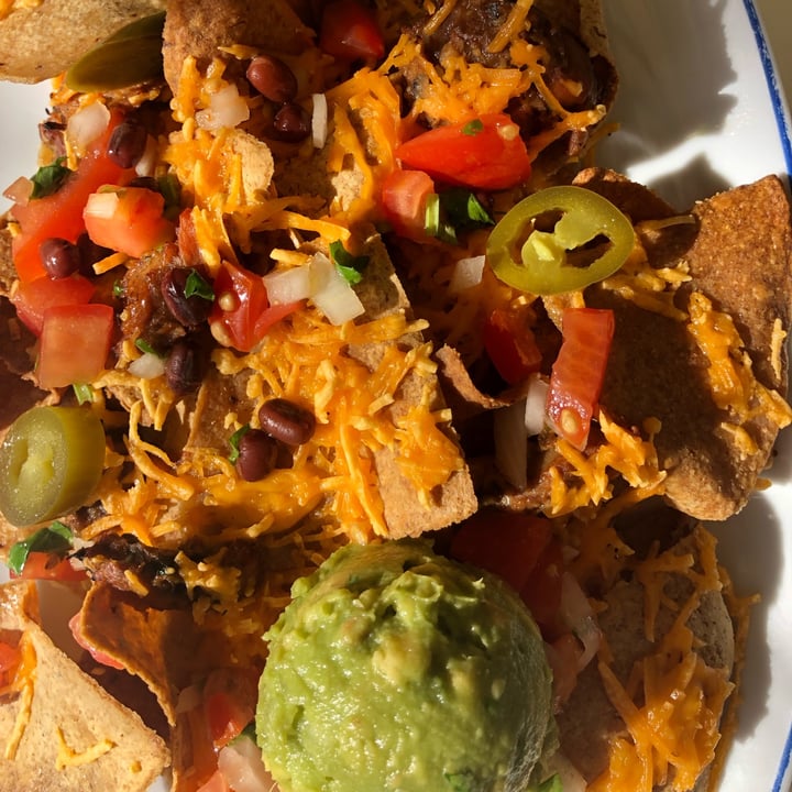 photo of Flax and Kale La Roca Nachos supremos shared by @neil on  30 Oct 2021 - review
