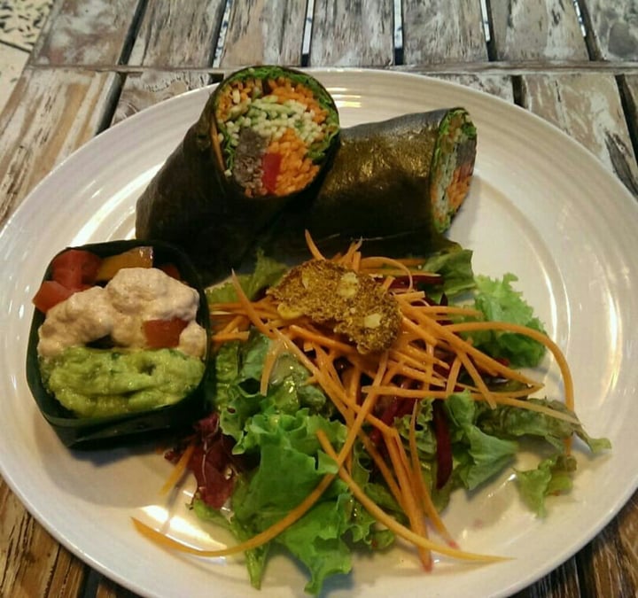photo of Clear Cafe Raw Burrito shared by @fourdollars on  03 Aug 2019 - review