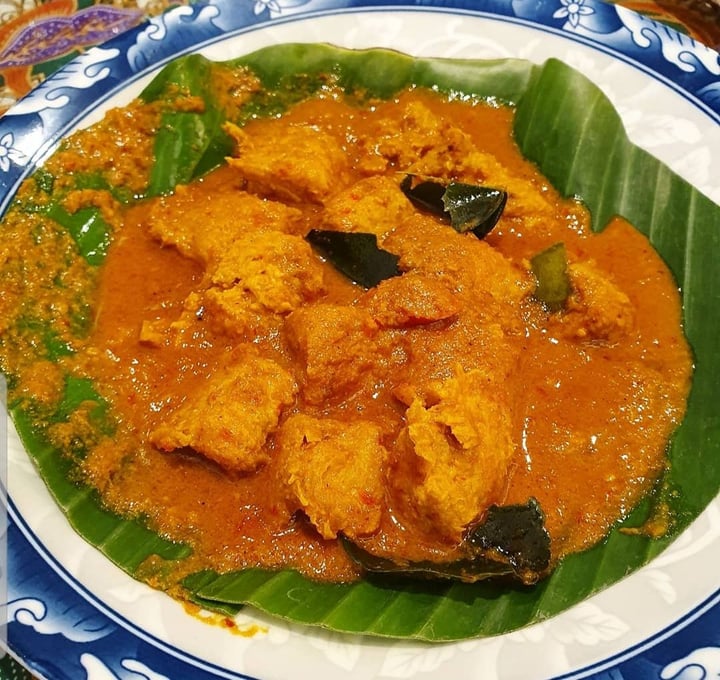 review photo of Coco Veggie Nyonya Cuisine Nyonya Kapitan Curry Veggie "Chicken" shared by @calicomeetsbroccoli on 04 Oct 2019 - review