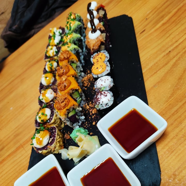 photo of Roots & Rolls Sushi tasting shared by @paquitorres on  05 Apr 2021 - review