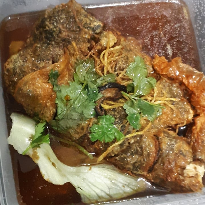 photo of Greenland Vegetarian Restaurant Deep Fried Veggie Fish In Soya Sauce shared by @epsilon-delta on  23 Oct 2020 - review