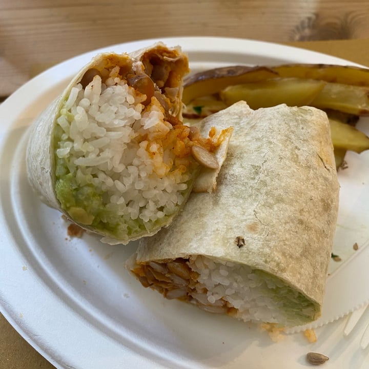 review photo of Aromaticus Monti Burrito Vegano shared by @aurory on 20 Oct 2022 - review