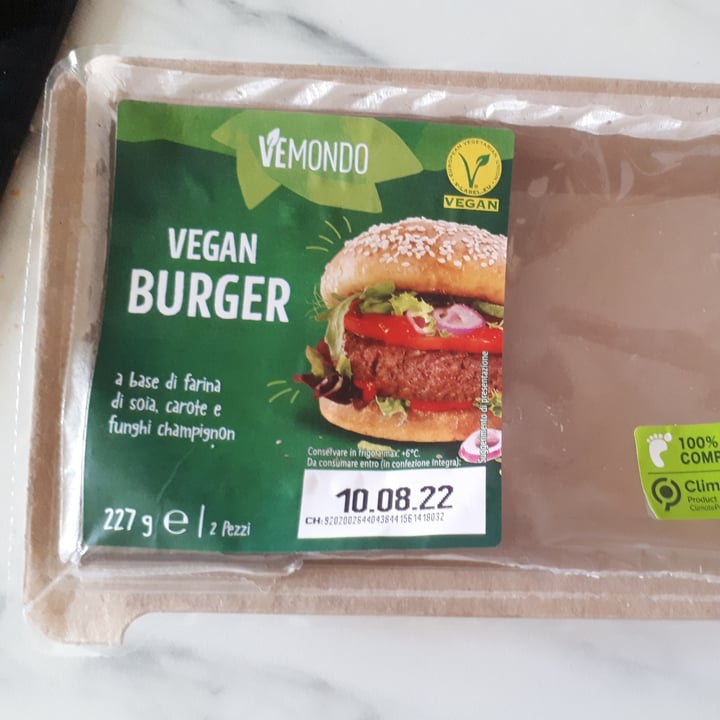 photo of Vemondo  Vegan Burger shared by @marcov91 on  04 Aug 2022 - review