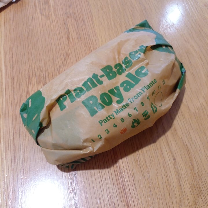 photo of Burger King Blue Route Mall Plant Based Royale shared by @fezekyo on  16 Sep 2021 - review