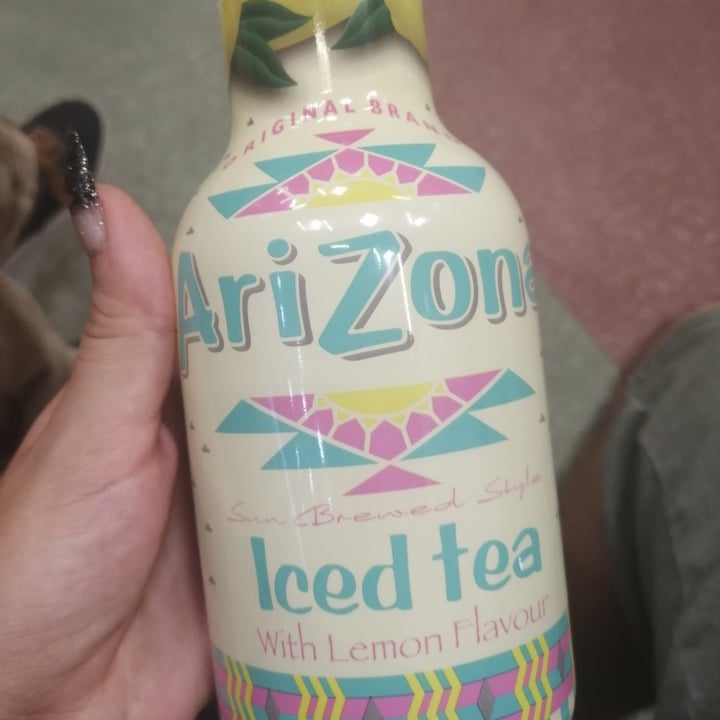 photo of AriZona Iced tea With lemon Flavor shared by @lisabambinasaggia on  03 Apr 2022 - review