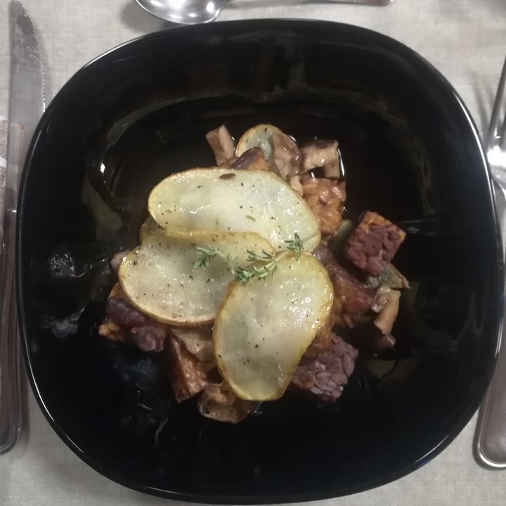 review photo of Il Cardo e L'Ortica Tempeh, funghi & patate novelle shared by @bennylolli on 13 Apr 2022 - review